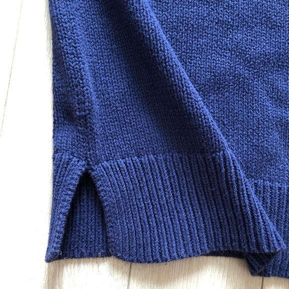 Cupio Relax Embroidered Side Slit Sweater in Blue Size L - Picture 4 of 11